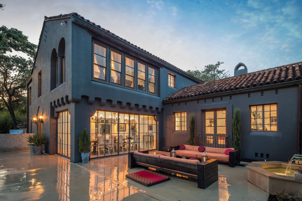 Luxury house
