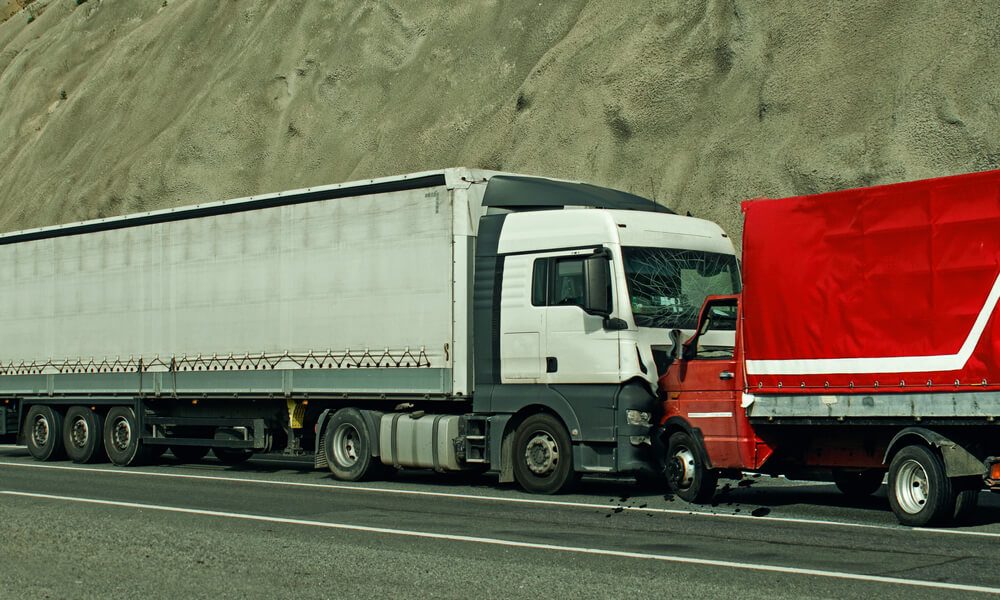 What to Do When Your Commercial Vehicle Is Hit by an Uninsured Driver